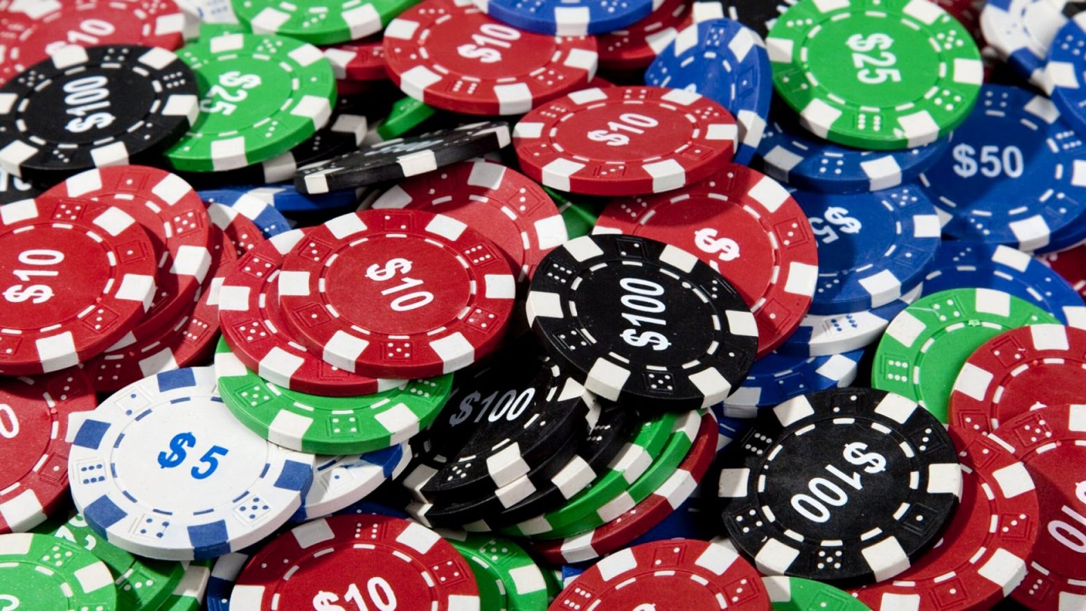 Web based vs software-based casinos: Which one is better?